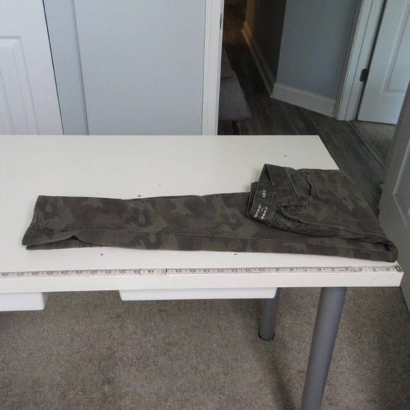 Banana Republic Traveler Men Camoflauge Jeans - Picture 13 of 15